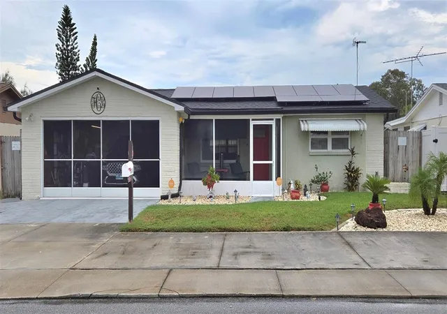 1st image of 3111 Kilburn Rd, Holiday, FL 34691 | MLS# W7878400