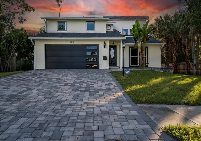 Photo 2 of Single family home for sale at 7324 Phillips St, Sarasota, FL 34243 | MLS# A4663038 | Listing updated on 2026-09-04