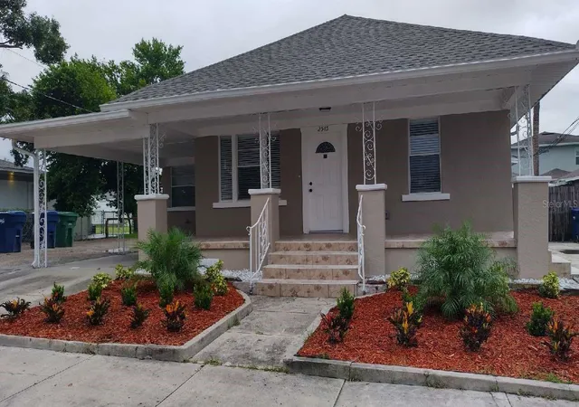Homes for sale in Tampa, FL | 2515 W Braddock St, Tampa, FL 33607 | MLS# TB8420799