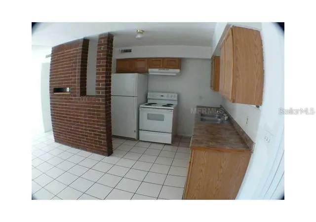 Photo 3 of House for sale at 895 Pasadena Ave, Longwood, FL 32750 | MLS# O6338561 | Listing updated on 2026-08-29