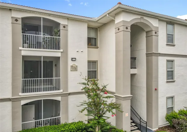 Homes for sale in Orlando, FL | 2705 Maitland Xing Wy, Orlando, FL 32810