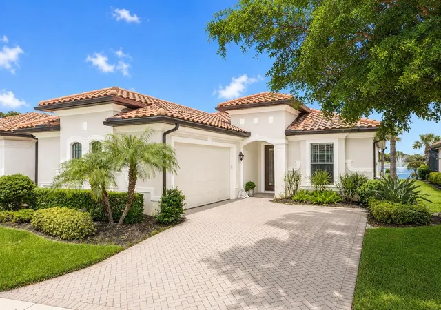 Homes for sale in Miromar Lakes, FL | 10264 Porto Romano Dr, Miromar Lakes, FL 33913 | MLS# G5101287