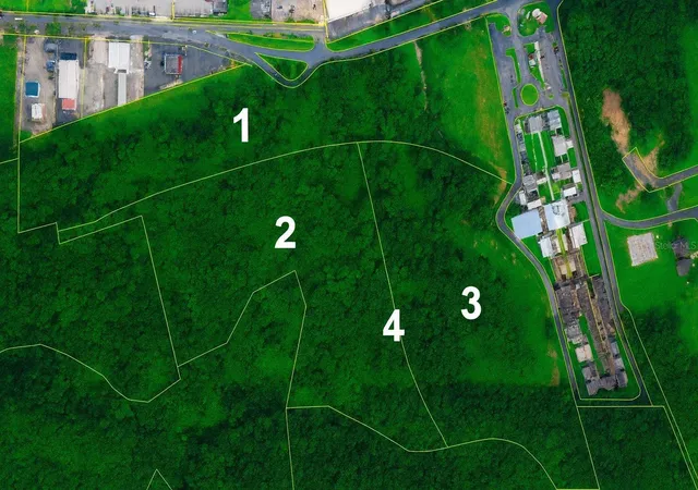 Photo 2 of Land for sale at Carretera 2 Km 31, Bayamon, PR 00961 | MLS# PR9115671 | Listing updated on 2026-04-22