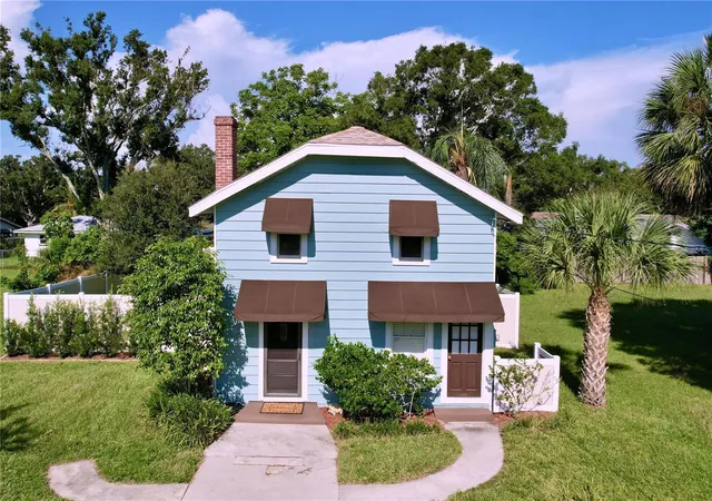Homes for sale in Largo, FL | 363 14th St Nw, Largo, FL 33770 | MLS# TB8421096
