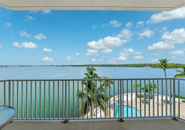3rd image of 8800 Bay Pines Blvd #312, Saint Petersburg, FL 33709 | MLS# TB8421431