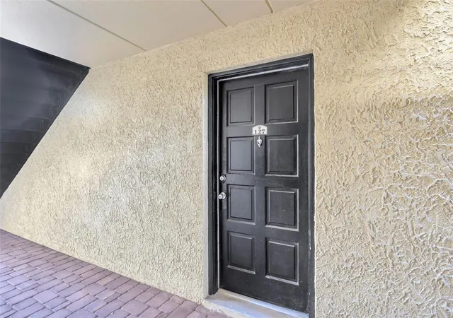 3rd image of 5305 San Sebastian Ct, TAMPA, FL 33609