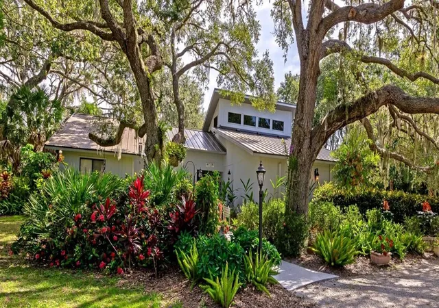 Photo 1 of Single family home for sale at 4737 Stone Ridge Trl, Sarasota, FL 34232 | MLS# A4663310 | Listing updated on 2026-08-30