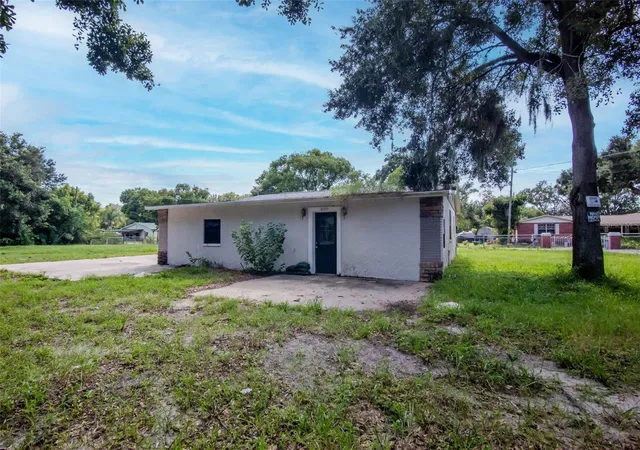 3rd image of 1009 Mercer Loop, Plant City, FL 33567 | MLS# TB8421773
