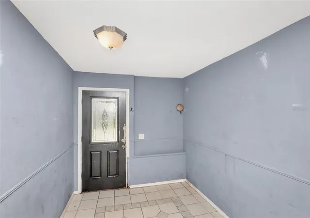 4th image of 1009 Mercer Loop, Plant City, FL 33567 | MLS# TB8421773