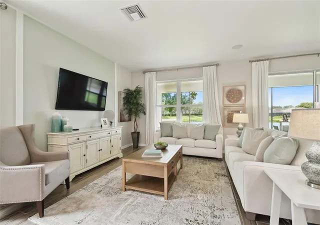 Photo 2 of Sale Pending at 19717 Fort King Run, Brooksville, FL 34601 | MLS# A4663370 | Listing updated on 2026-09-25