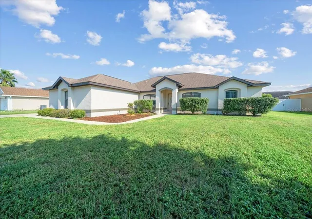 Photo 1 of Single family home for sale at 5659 Sw 89th Place, Ocala, FL 34476 | MLS# OM708412 | Listing updated on 2026-08-28