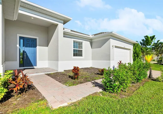 Homes for sale in Port Charlotte, FL | 10459 Live Oak Rd, Port Charlotte, FL 33981 | MLS# A4663427