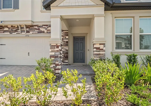 3rd image of 31954 Sapna Chime Dr, Wesley Chapel, FL 33545 | MLS# TB8422210