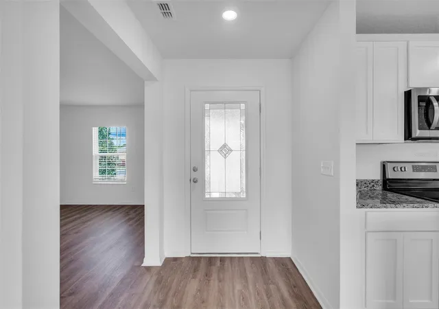 Photo 3 of Single family home for sale at 40 Presidential Ln, Palm Coast, FL 32164 | MLS# TB8422218 | Listing updated on 2026-10-23