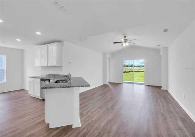 Photo 4 of Single family home for sale at 40 Presidential Ln, Palm Coast, FL 32164 | MLS# TB8422218 | Listing updated on 2026-10-23