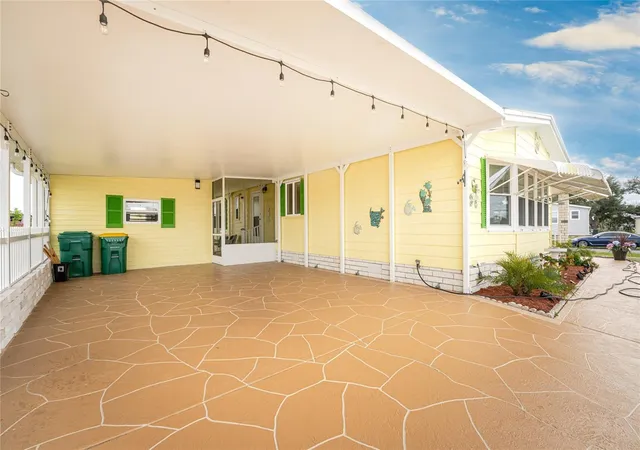 Photo 3 of Manufactured home for sale at 6290 Greenfinch Rd, Englewood, FL 34224 | MLS# D6143605 | Listing updated on 2026-07-28