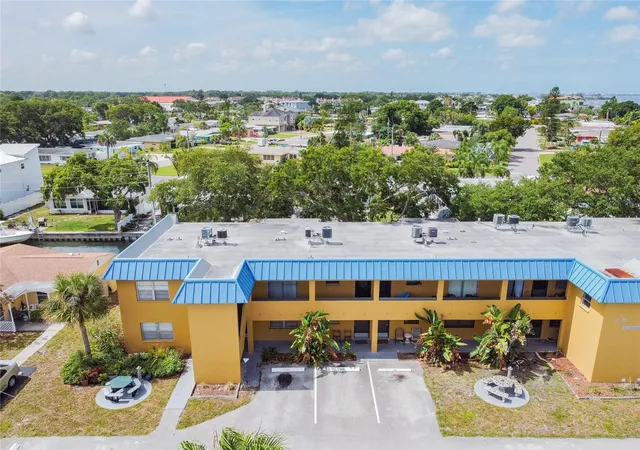 1st image of 439 S Paula Dr #202, Dunedin, FL 34698 | MLS# TB8422357