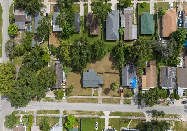 4th image of 3415 Deleuil Ave, Tampa, FL 33610 | MLS# TB8422444