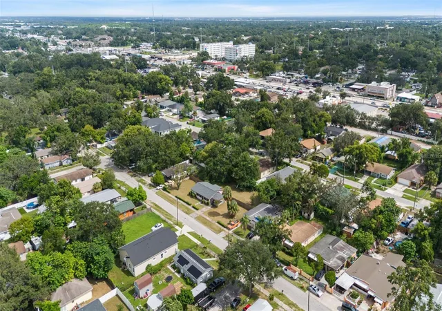 5th image of 3415 Deleuil Ave, Tampa, FL 33610 | MLS# TB8422444