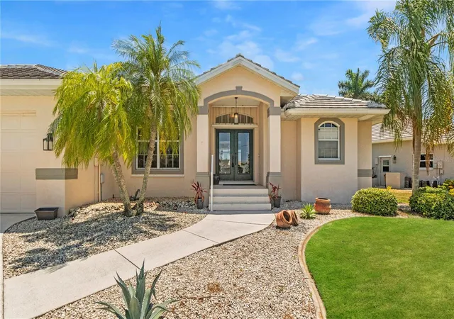 3rd image of 527 Saint Girons Ct, Punta Gorda, FL 33950 | MLS# C7514210