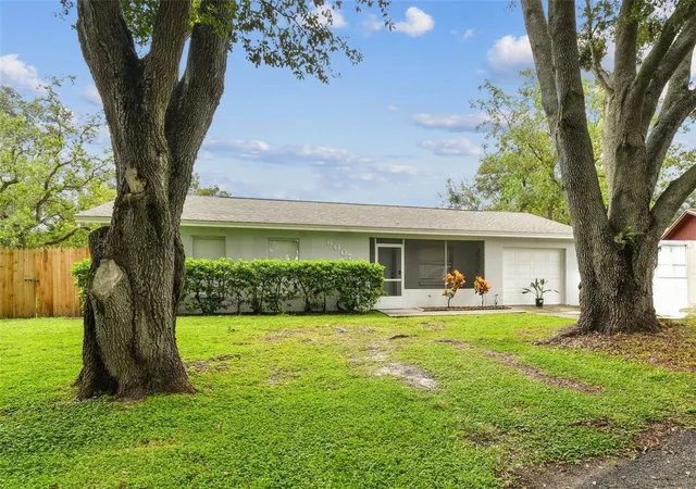 5th image of 6007 Calendar Ct W, Lakeland, FL 33812 | MLS# TB8422786