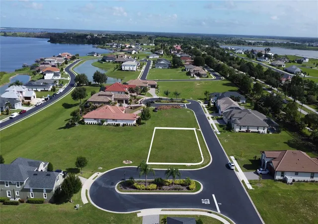 Homes for sale in Auburndale, FL | 587 Loblolly Pl, Auburndale, FL 33823 | MLS# S5133708