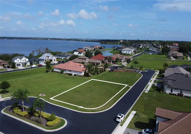 Homes for sale in Auburndale, FL | 587 Loblolly Pl, Auburndale, FL 33823 | MLS# S5133708
