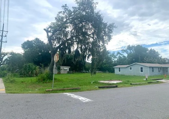 5th image of 2904 Park St, Eaton Park, FL 33840 | MLS# L4955563