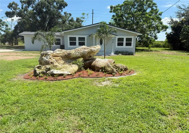 Photo 2 of Sale Pending at 426 Becton St, Frostproof, FL 33843 | MLS# S5133754 | Listing updated on 2026-09-15