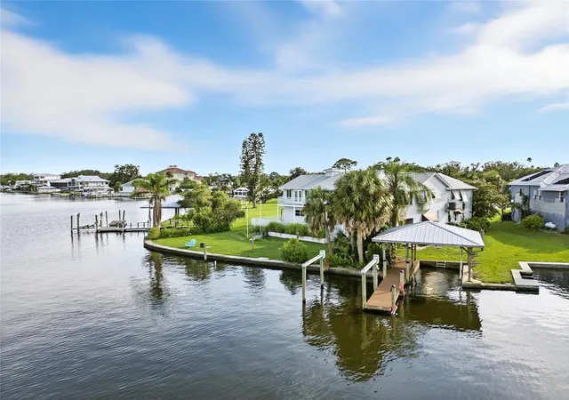 4th image of 2435 N Watersedge Dr, Crystal River, FL 34429 | MLS# W7878622