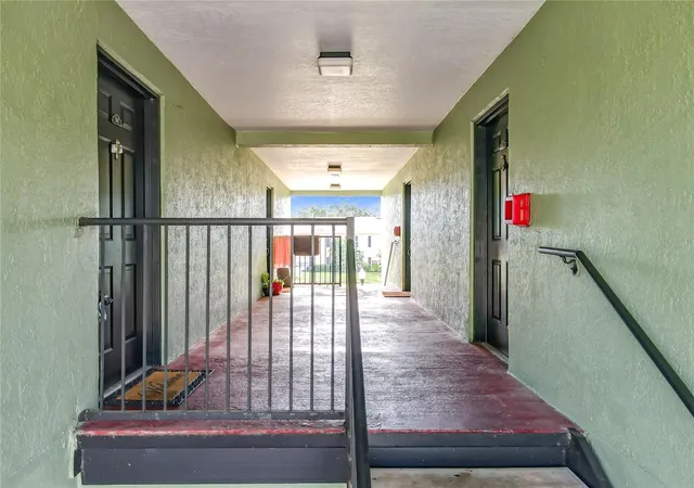 Homes for sale in Orlando, FL | 2065 Dixie Belle Dr #2065M, Orlando, FL 32812 | MLS# O6340572