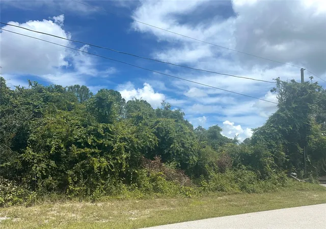 Homes for sale in Deltona, FL | 1843 Bonkirk Dr, Deltona, FL 32738 | MLS# O6340701