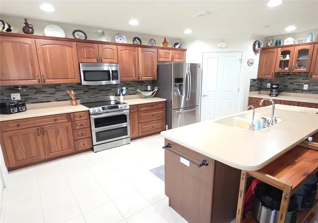 2nd image of 8152 Southern Pines Dr, Brooksville, FL 34601 | MLS# W7878658