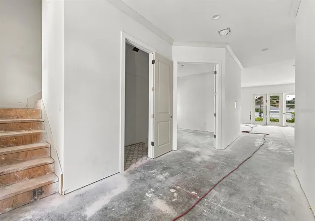Photo 2 of Single family home for sale at 4703 W Fair Oaks Ave, Tampa, FL 33611 | MLS# TB8423600 | Listing updated on 2026-10-28