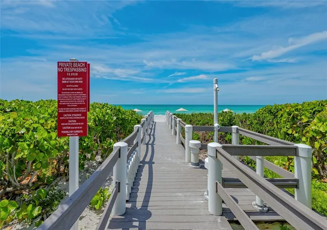 2nd image of 1055 Gulf Of Mexico Dr, Longboat Key, FL 34228
