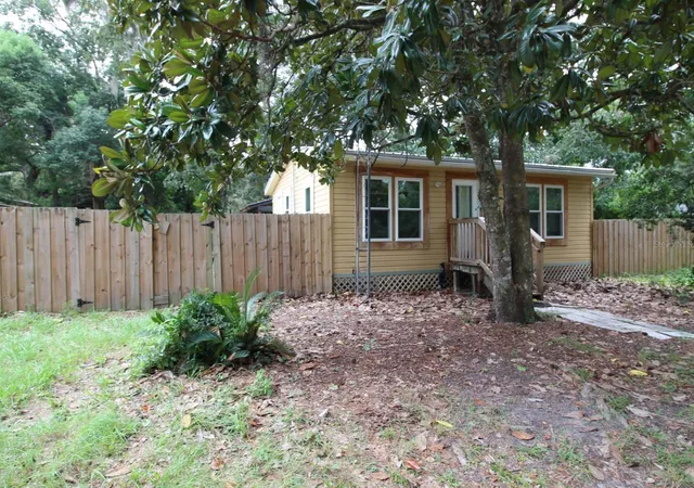 Homes for sale in Archer, FL | 17091 Sw 138th Ln, Archer, FL 32618 | MLS# GC533735