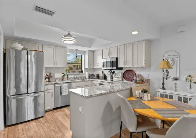 4th image of 4260 Placica Rd, ENGLEWOOD, FL 34224