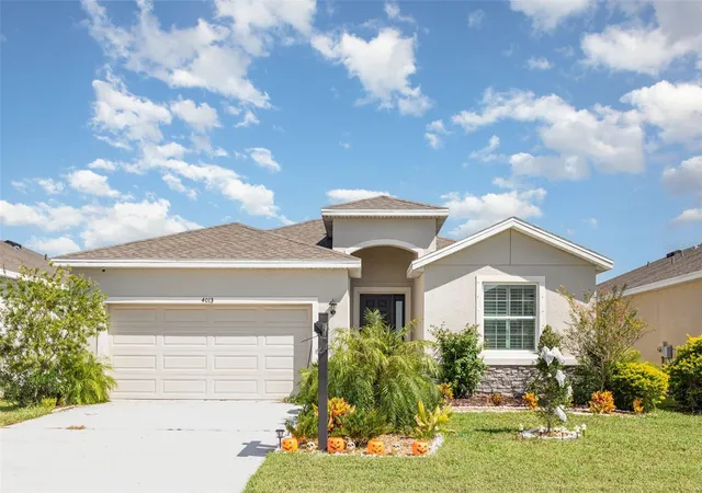 Photo 1 of Single family home for sale at 4013 Lively Coral Pl, Bradenton, FL 34208 | MLS# TB8423961 | Listing updated on 2026-10-07