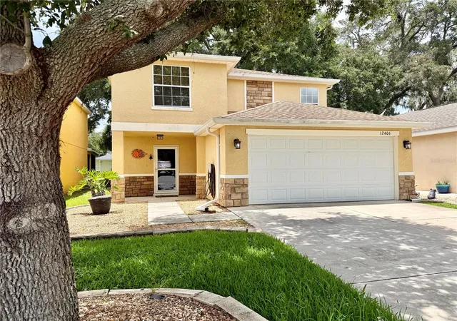 Homes for sale in Oxford, FL | 12406 Ne 50th Vw, Oxford, FL 34484 | MLS# OM708816