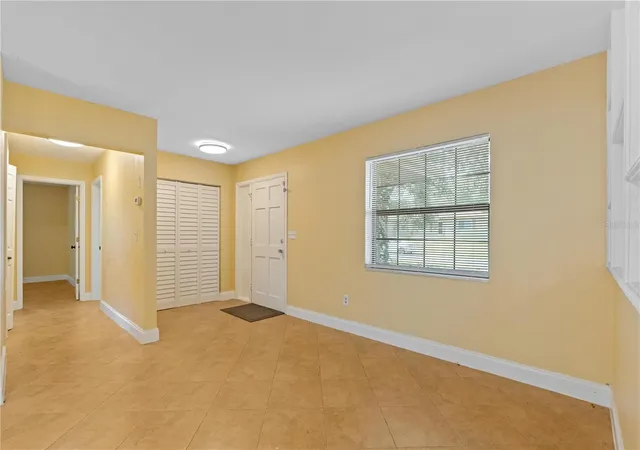 Photo 3 of Single family home for sale at 7369 Tarrytown Dr, Spring Hill, FL 34606 | MLS# W7878699 | Listing updated on 2026-09-02
