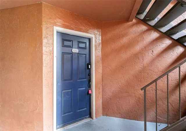 3rd image of 5148 Conroy Rd, Orlando, FL 32811