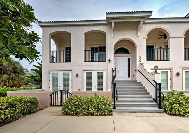 Photo 2 of Townhouse for sale at 445 Nokomis Ave S #210, Venice, FL 34285 | MLS# N6140368 | Listing updated on 2026-08-29
