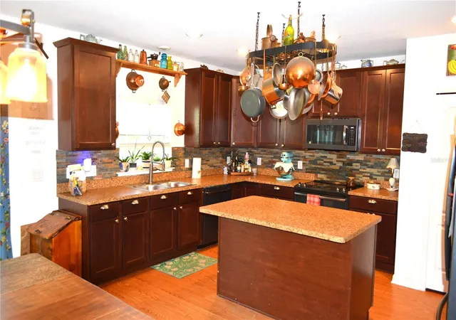 Photo 3 of Single family home for sale at 25504 Taltal Dr, Punta Gorda, FL 33983 | MLS# C7514415 | Listing updated on 2026-08-21