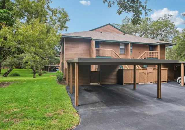 2nd image of 2407 Cypress Pond Rd #2407, Palm Harbor, FL 34683 | MLS# TB8424189