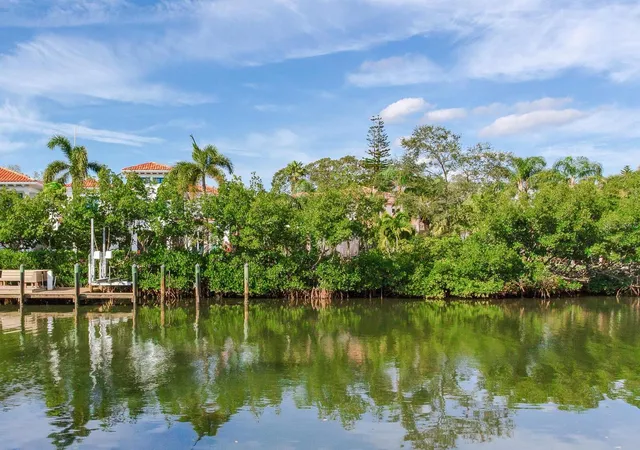 1st image of 5001 S Shore Crest Cir, Tampa, FL 33609 | MLS# TB8424220
