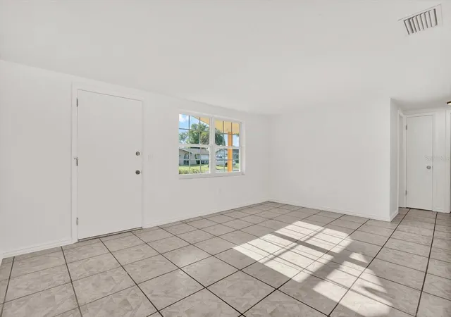 Single family home for sale at 6701 Parkside Dr, NEW PORT RICHEY, FL 34653 | MLS# W7878722 | Listing updated on 2026-09-29