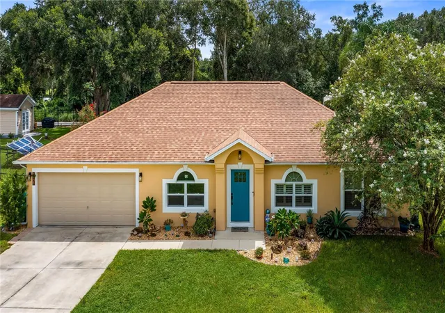 2nd image of 1101 Myrtle Lake View Dr, Fruitland Park, FL 34731 | MLS# G5101709