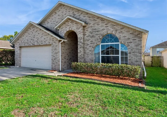 Homes for sale in Sanford, FL | 129 Brushcreek Dr, Sanford, FL 32771 | MLS# S5134055