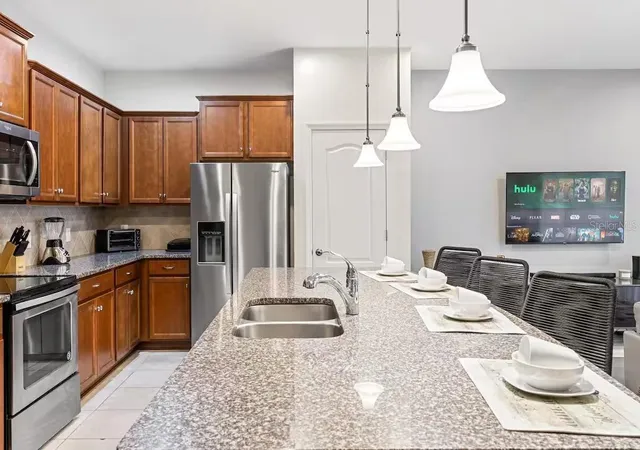 Photo 4 of Townhouse for sale at 2402 Dubai St, Kissimmee, FL 34747 | MLS# O6341750 | Listing updated on 2026-05-21