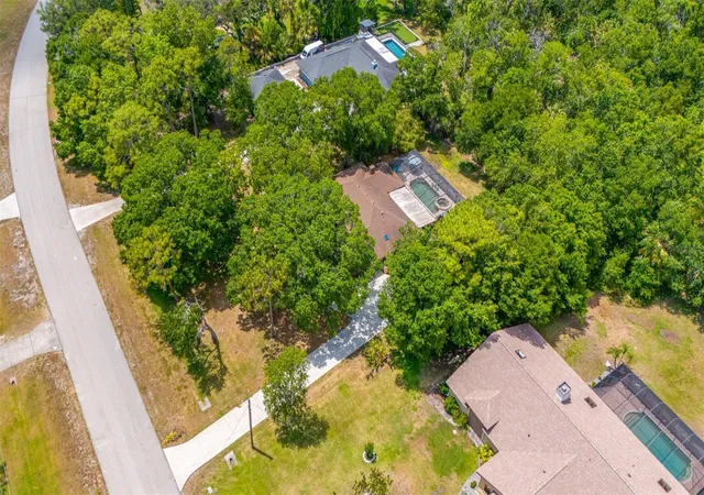 Photo 2 of Single family home for sale at 9206 65th Avenue E, Bradenton, FL 34202 | MLS# A4664157 | Listing updated on 2026-10-01